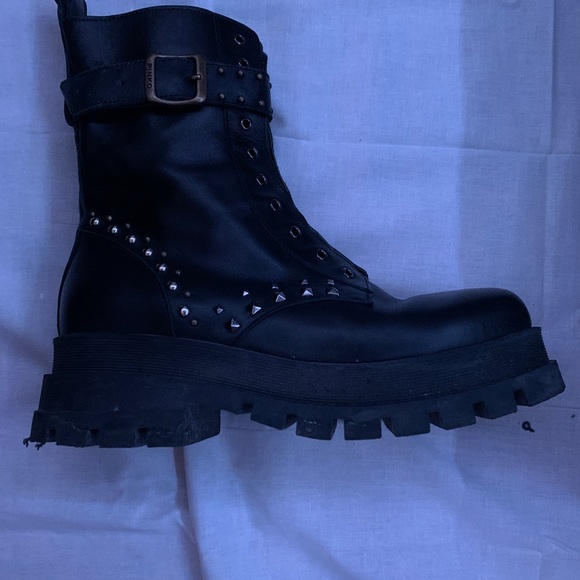 100% AUTHENTIC PINKO MELISSA STUDDED LEATHER ANKLE PLATFORM BOOTS (rare) - Picture 5 of 13